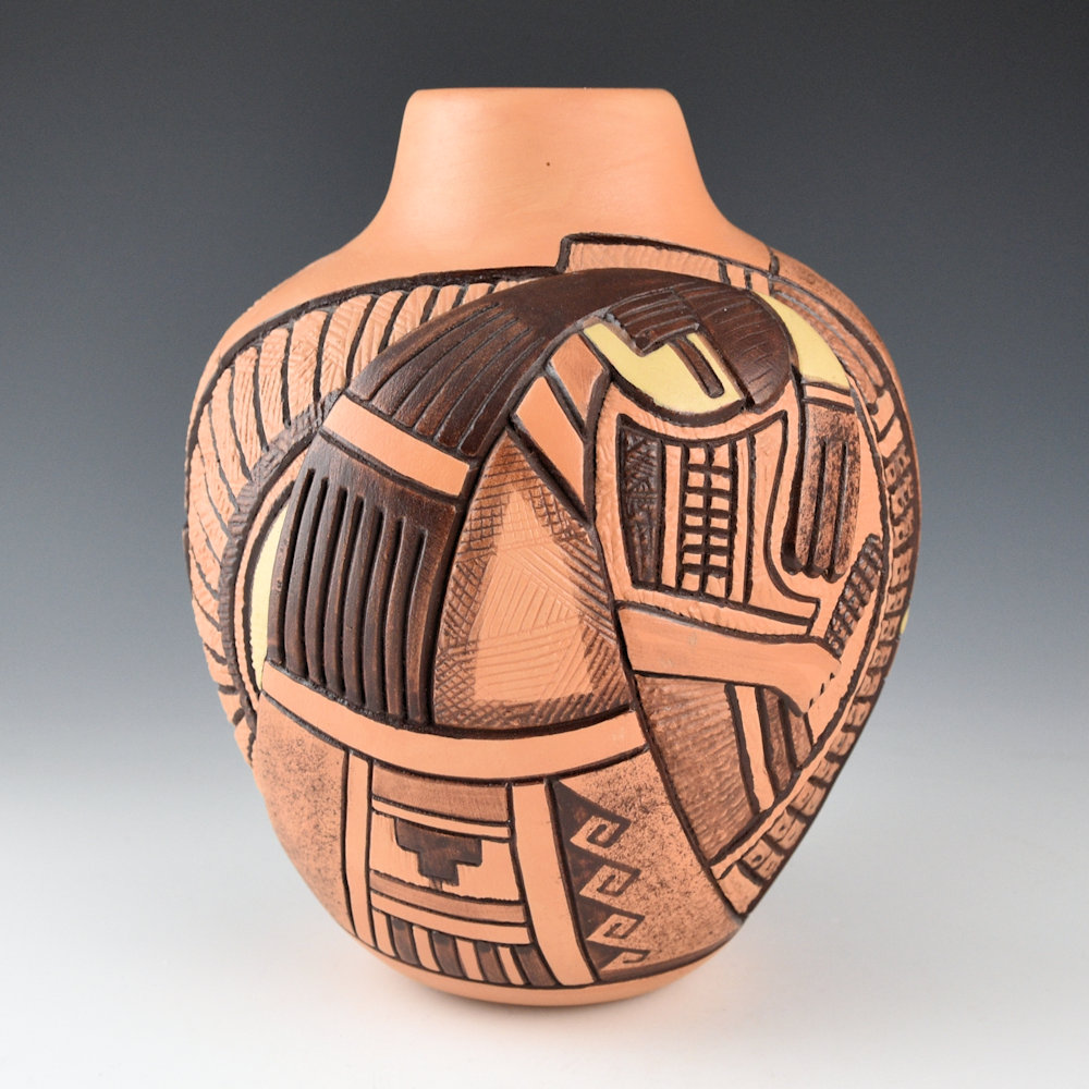 Polacca, Thomas - Jar with Carved Hano Mana Katsinas (1990s)