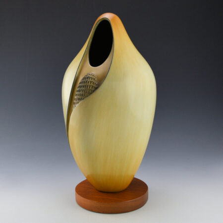 Alternative view of Qoyawayma, Al - "Blanketed Corn Maiden" AP/17, Bronze (1992)